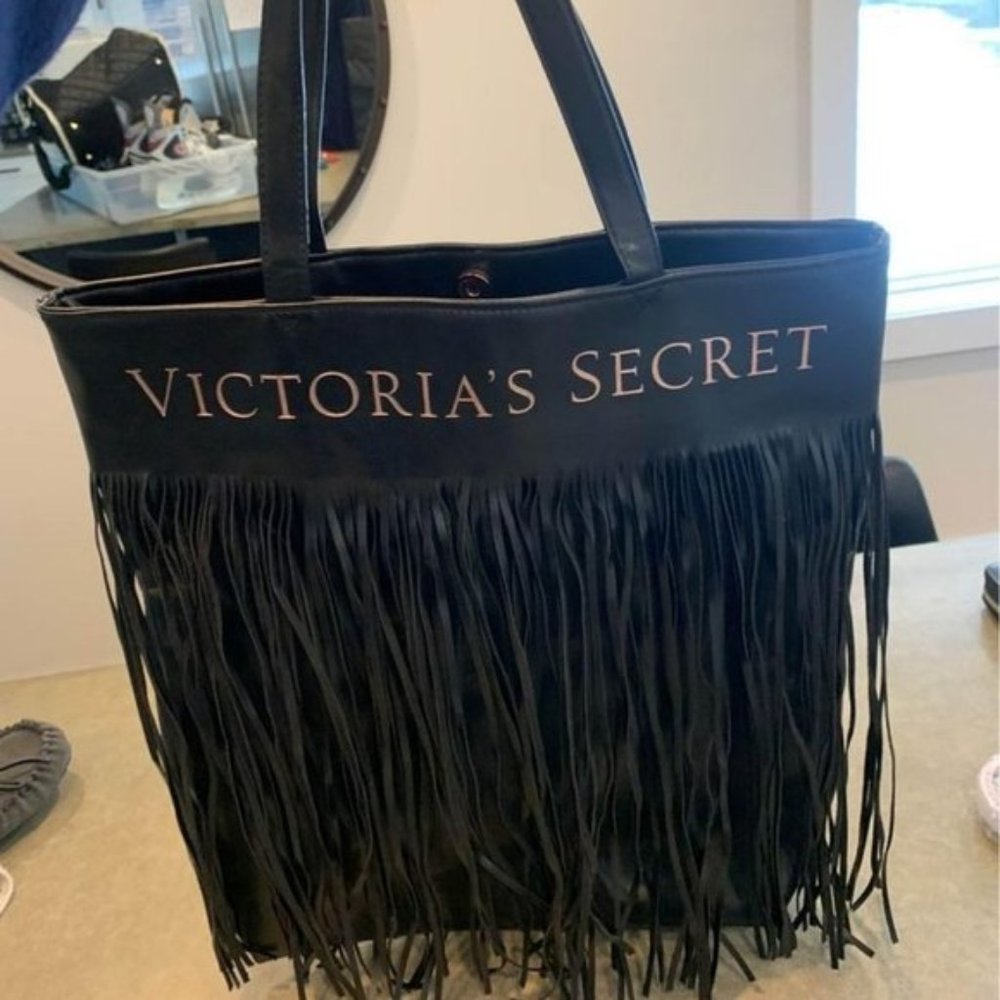 Copy - VICTORIA SECRET bag with Fringe and rose gold snaps. black. NWOT.